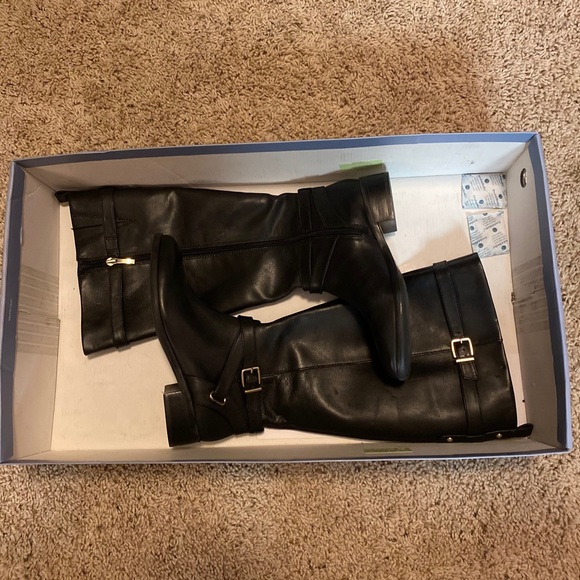 Essex Lane Maggie Wide Calf Leather 
